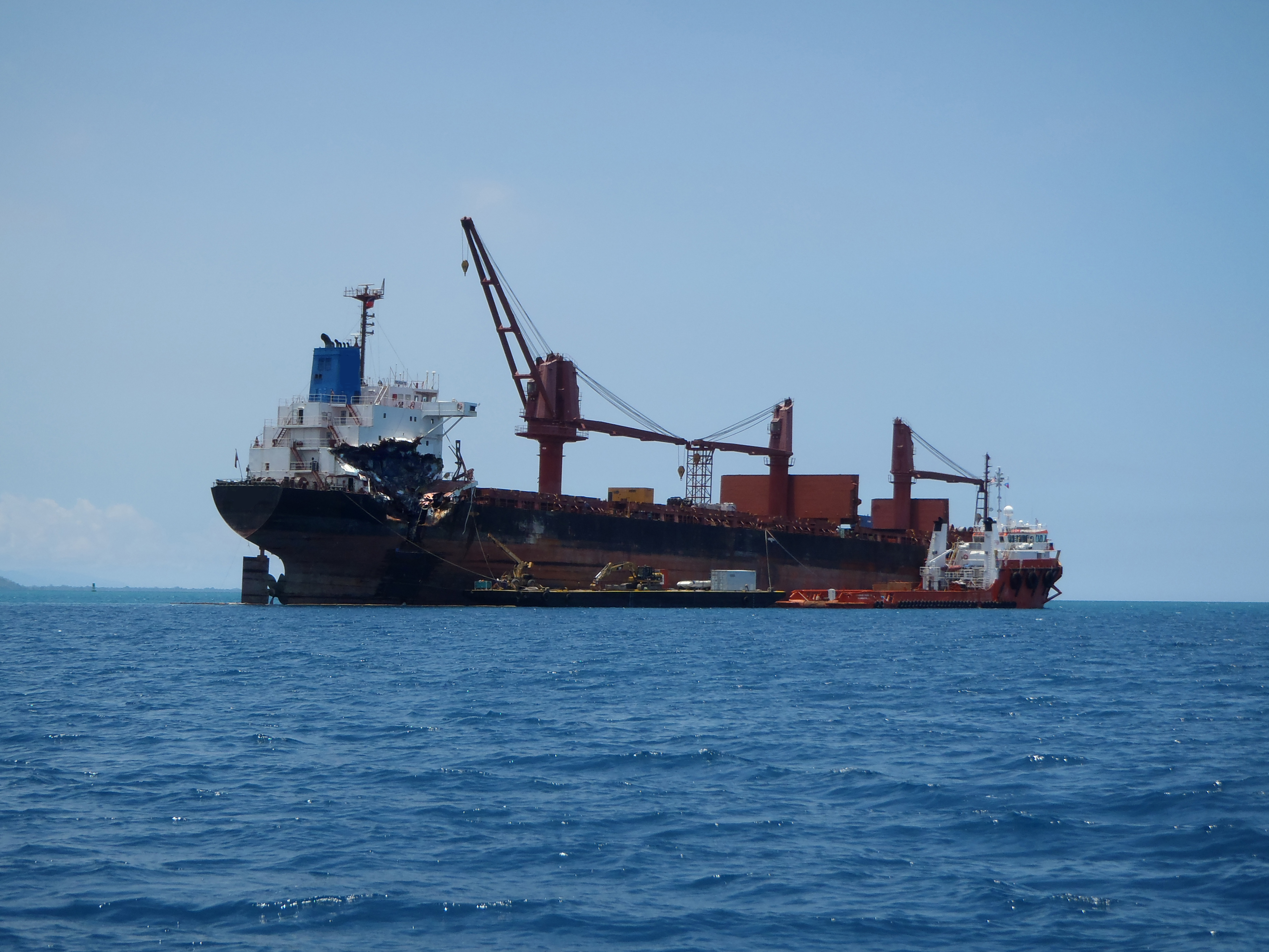 Resolve Marine to the forward starboard of a large ship