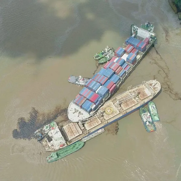 Collision, Container Ship